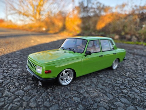 Wartburg 353 tiefer - 1:18,