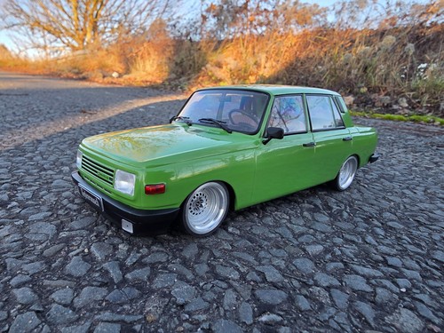 Wartburg 353 tiefer - 1:18,