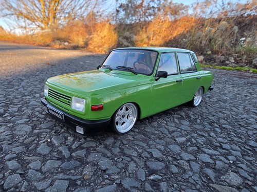 Wartburg 353 tiefer - 1:18,